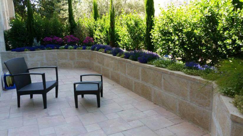 מרפסת צבעונית